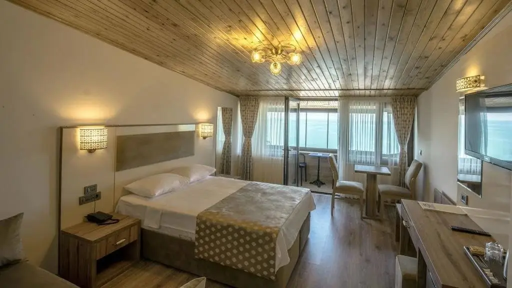 Гёльджюк: Poyraz Otel
