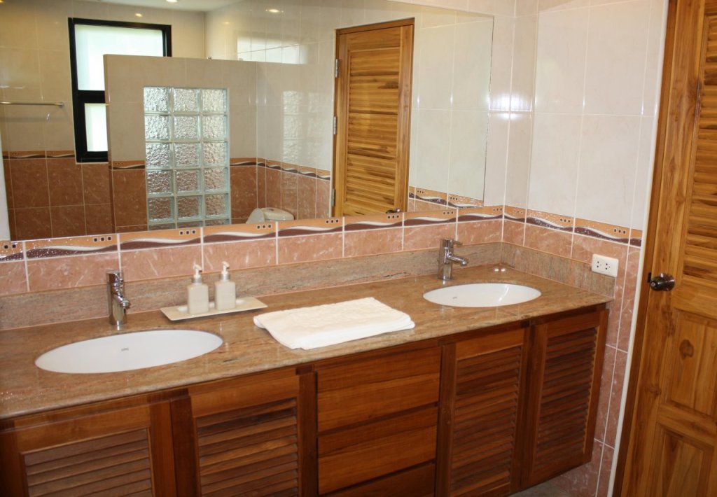 Тхаланг: Surin Sabai Condo 2