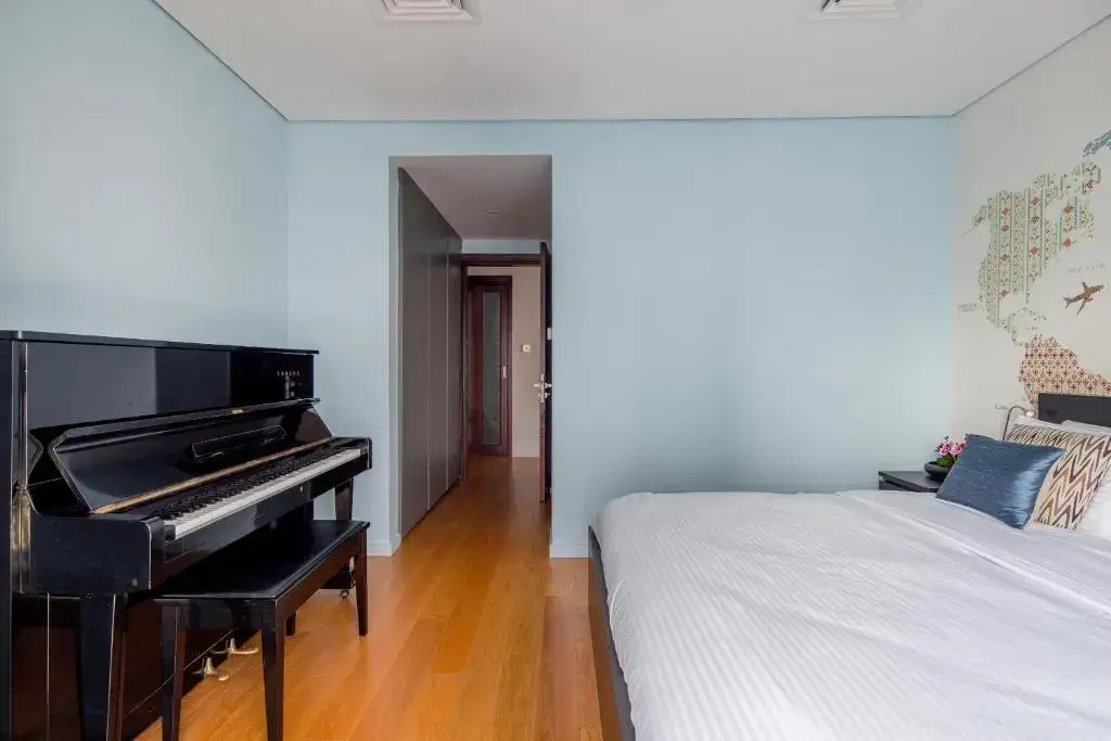 Дубай: Modern Dubai Marina Apt by GuestReady