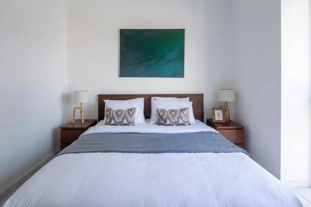 Дубай: Modern Dubai Marina Apt by GuestReady
