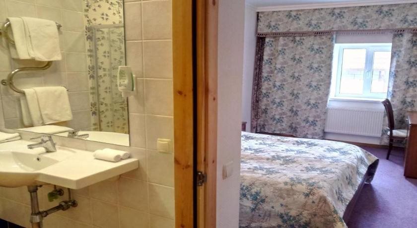 Жданов: Hotel Muravskiy Trakt