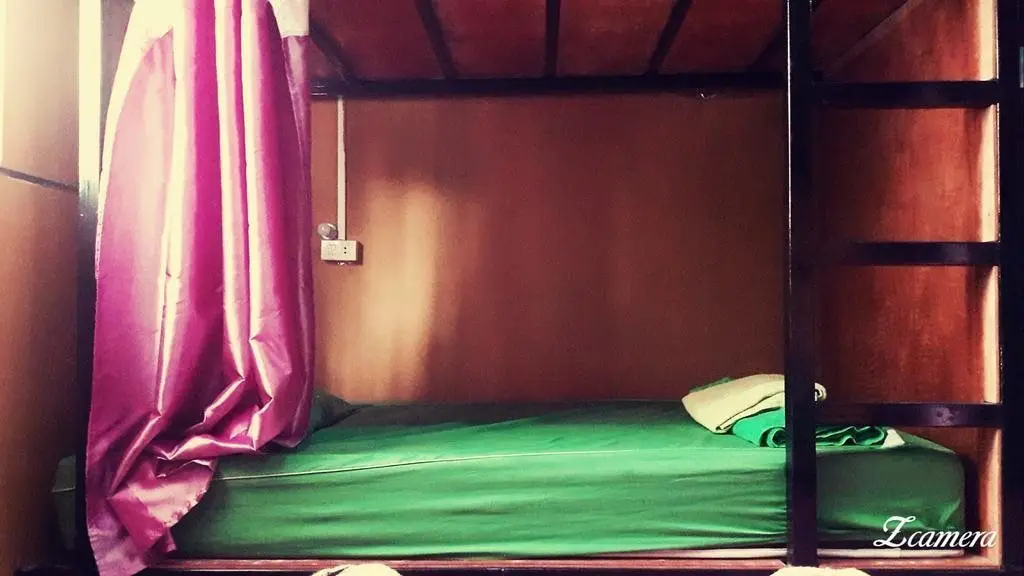 Бангкок: R1 Hostel