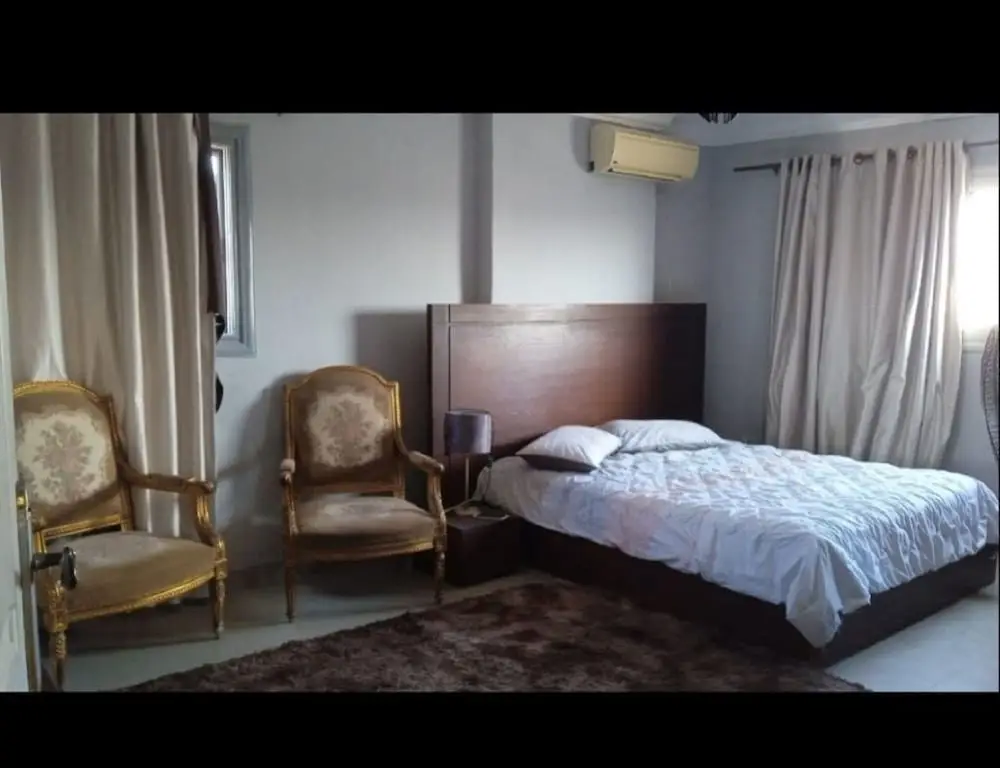 Александрия: Females Only, Host Is Woman, City Center, Near All