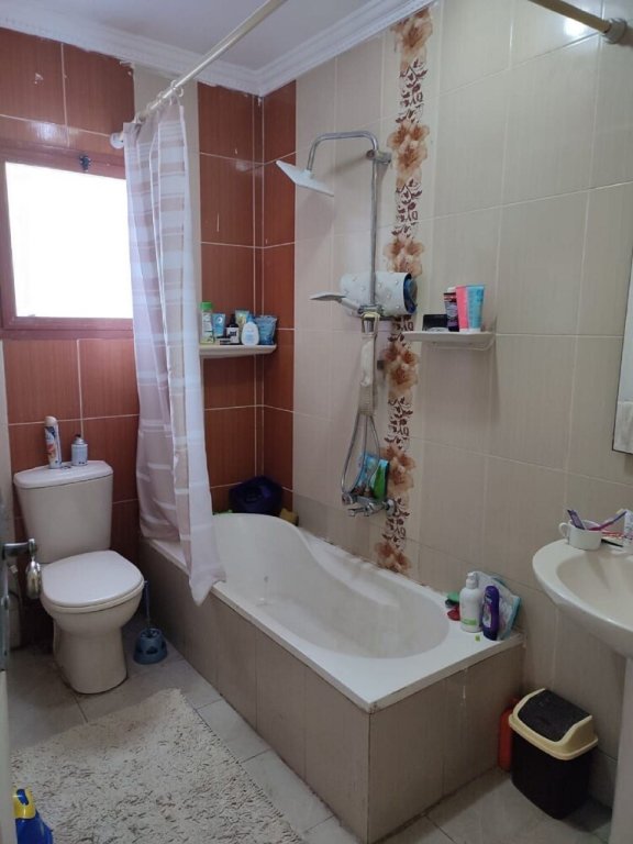 Александрия: Females Only, Host Is Woman, City Center, Near All