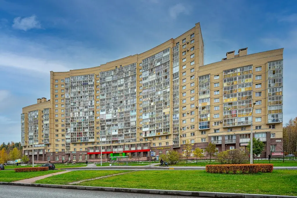 Санкт-Петербург: Студия на улице Авиаконструкторов