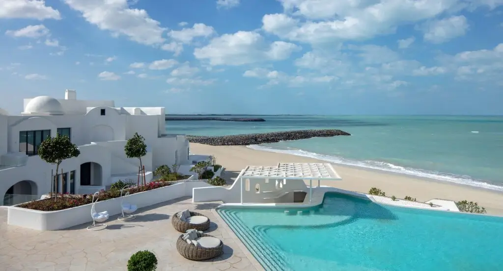 Гантут: Anantara Santorini Abu Dhabi Retreat - Adults Only