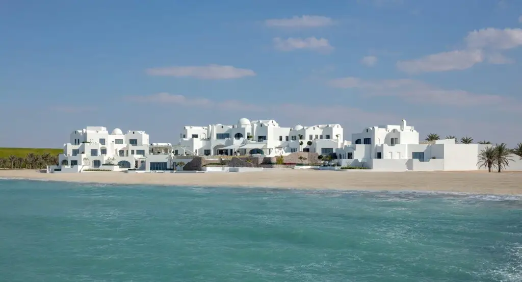 Гантут: Anantara Santorini Abu Dhabi Retreat - Adults Only
