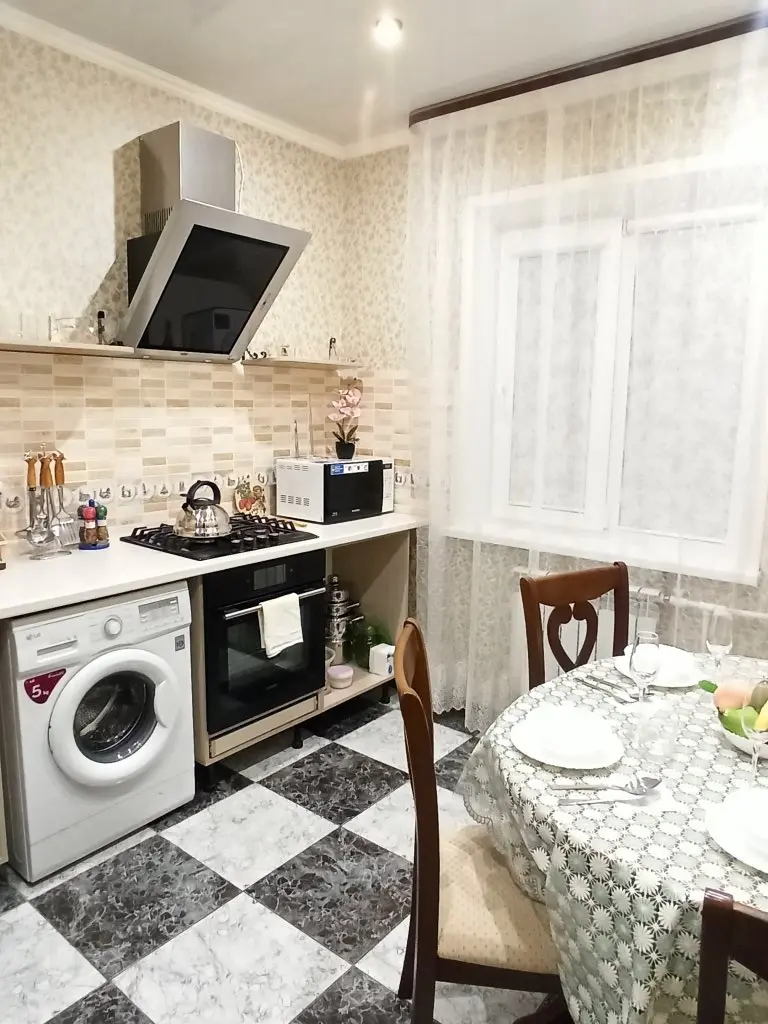 Астрахань: Квартира по Куликова