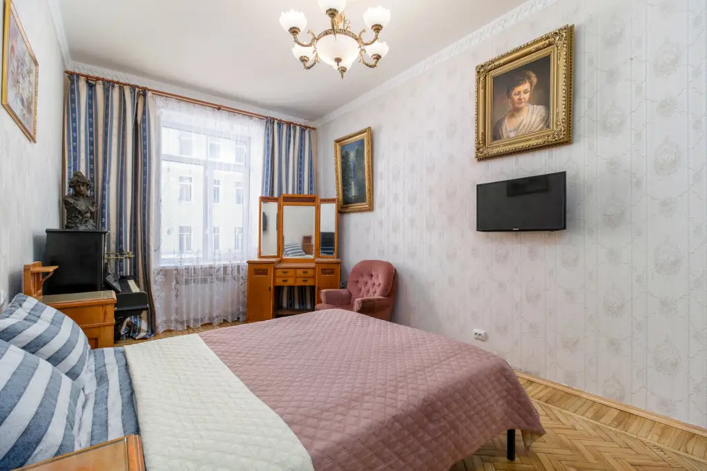 Санкт-Петербург: Квартира Апартаменты Sutki Rent у Александровского парка