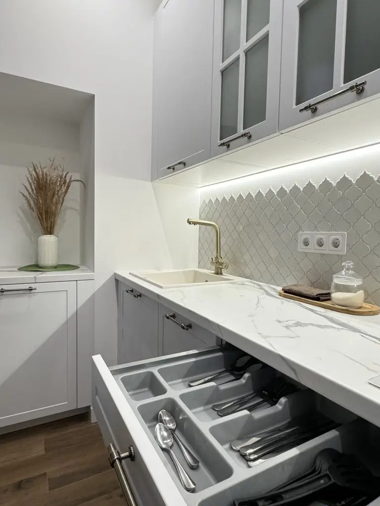 Санкт-Петербург: Квартира Suvorovskiy Apartment