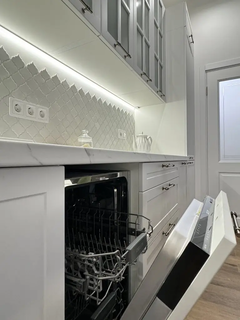 Санкт-Петербург: Квартира Suvorovskiy Apartment