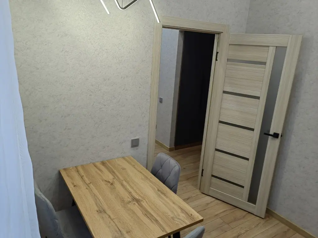 Красноярск: Квартира Петра Подзолкова 6 (7 этаж)