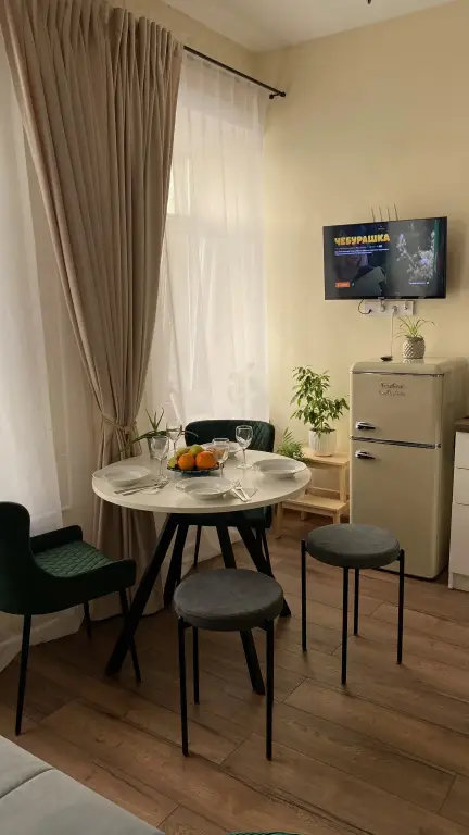 Санкт-Петербург: Квартира Уютная двухуровневая студия на Петроградке