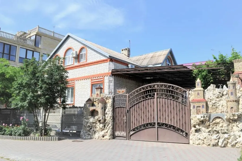 Витязево: Гостевой Дом У Георгия