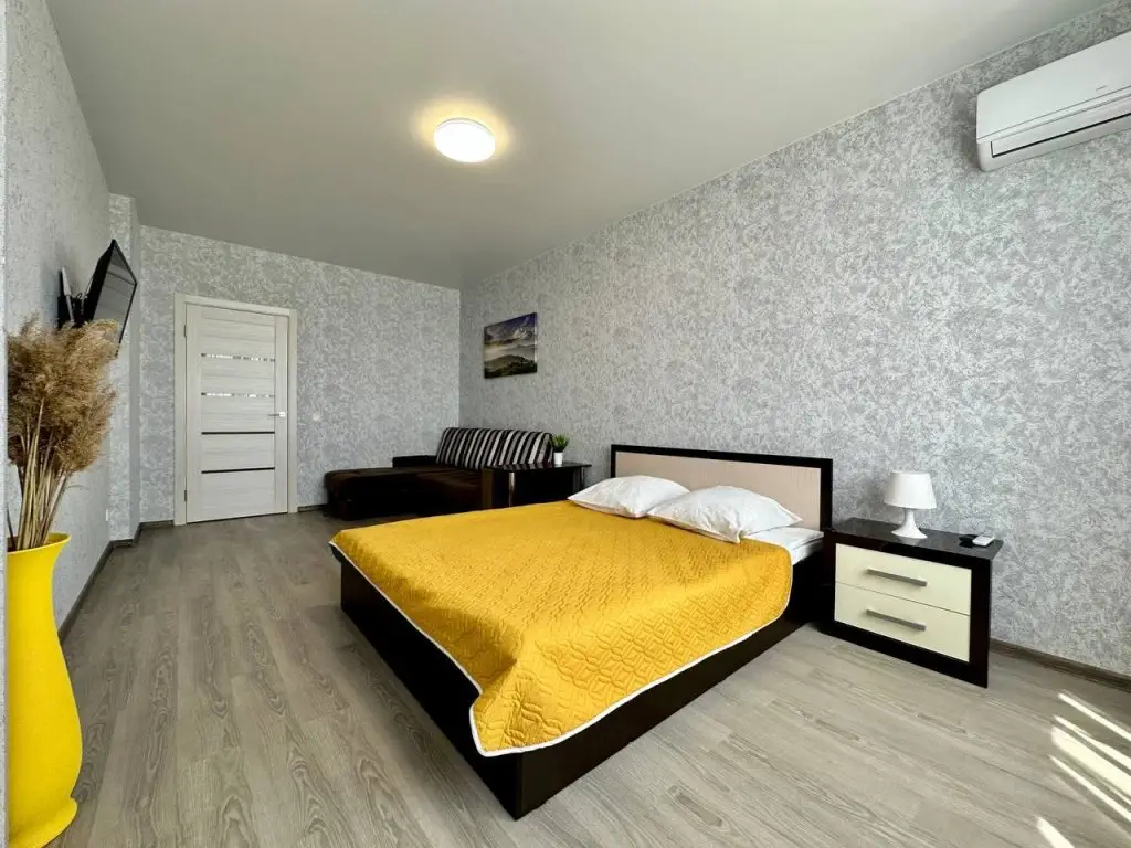 EasyRent на проспекте Карла Маркса 242 — фото 1