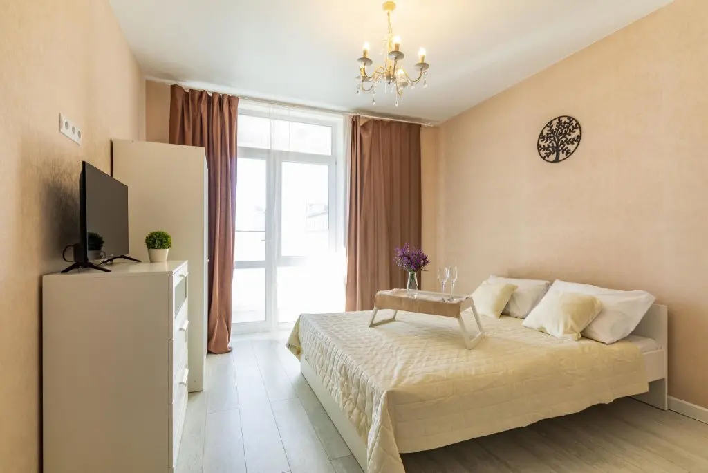 Екатеринбург: BeGuest (БиГест) на улице Азина