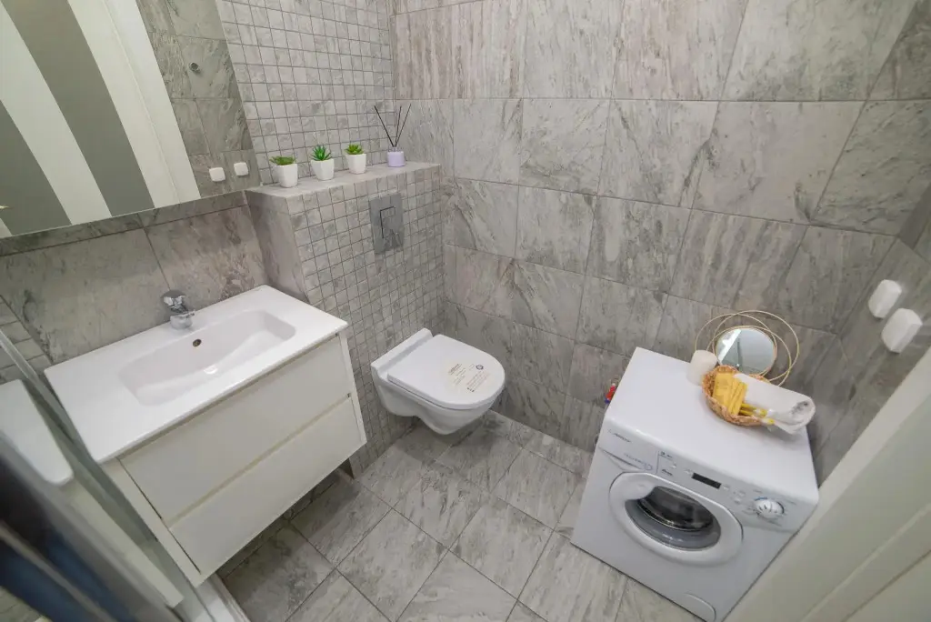 Екатеринбург: BeGuest на Заводской 73
