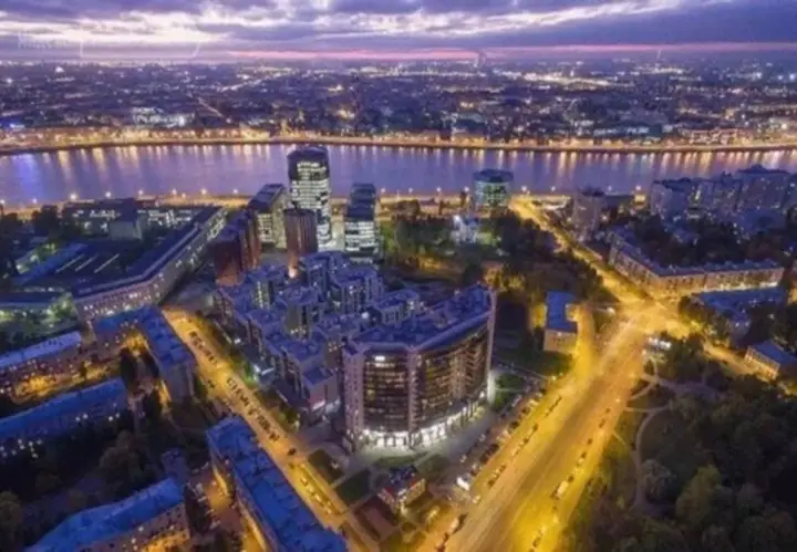 Санкт-Петербург: Квартира у Моста Александра Невского