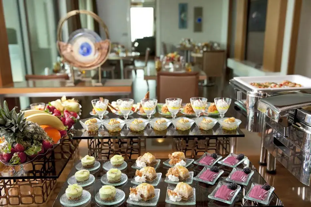 Стамбул: Renaissance Istanbul Polat Bosphorus Hotel