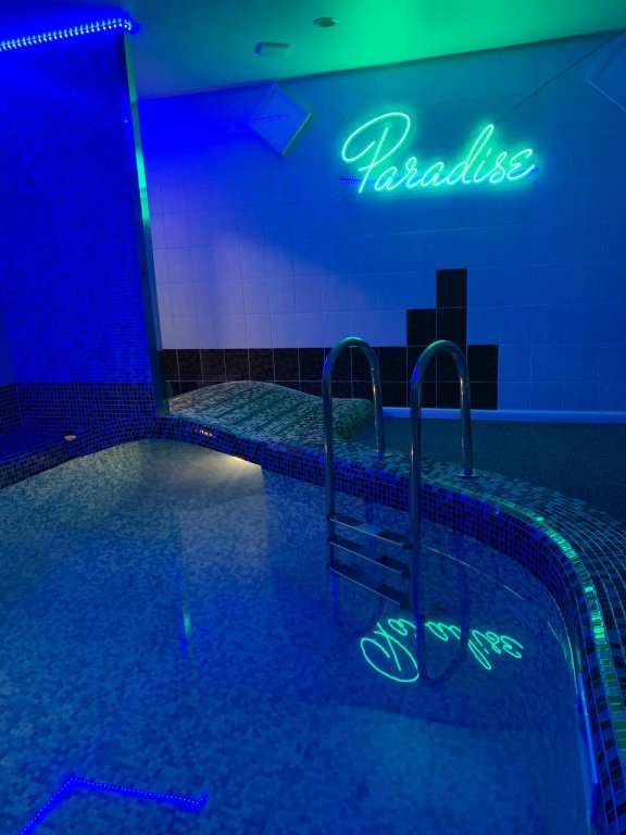 Новосибирск: Гостевой дом Коттедж "Paradise"