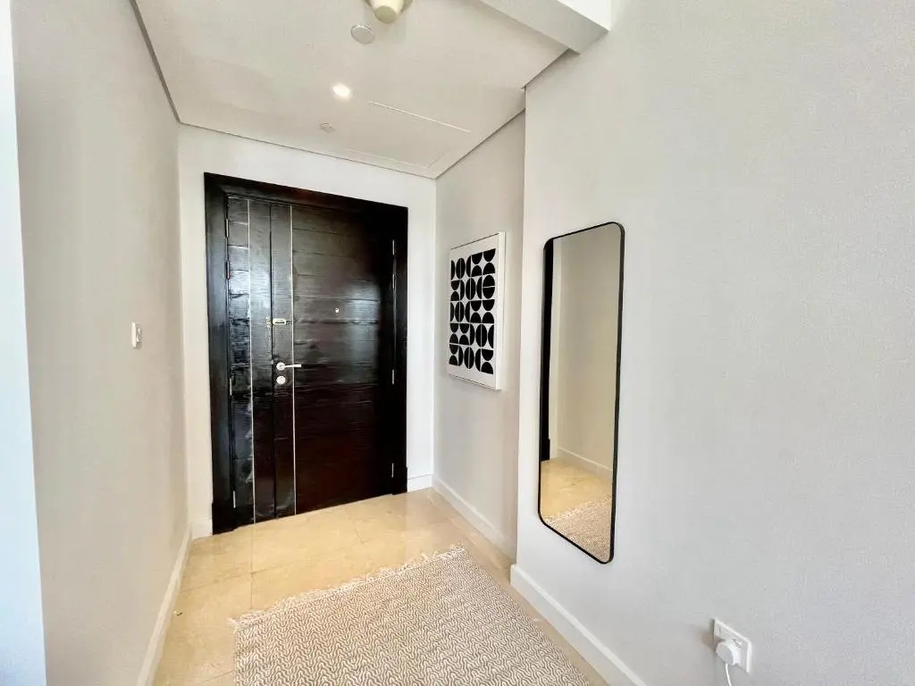 Дубай: Stunning Marina View with Balcony - Airbetter