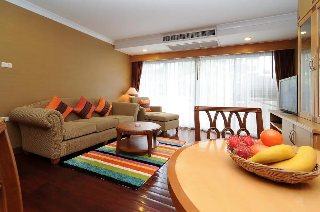Бангкок: Admiral Suites
