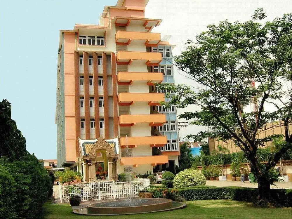 Бангкок: Capital Mansion Executive Living Suites