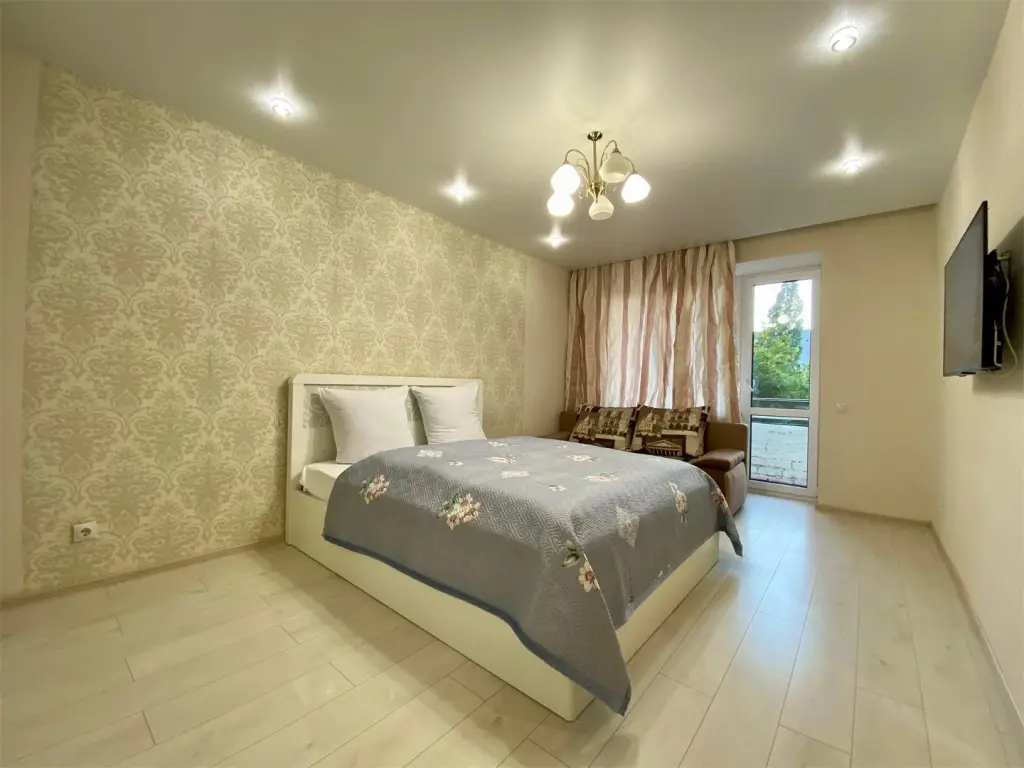 Калининград: West 39 na Gajdara 15A