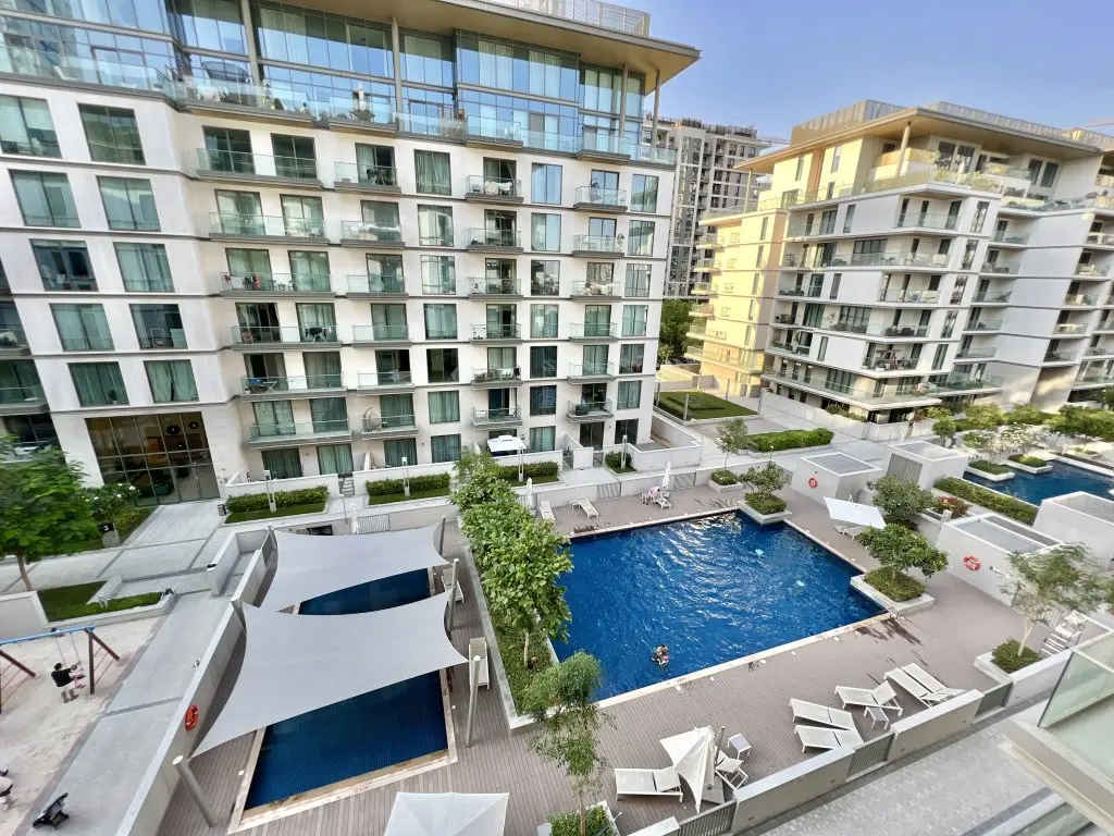 Дубай: Апартаменты Apartments Cosmos Living Modern Luxury 1 BR Sobha Hartland