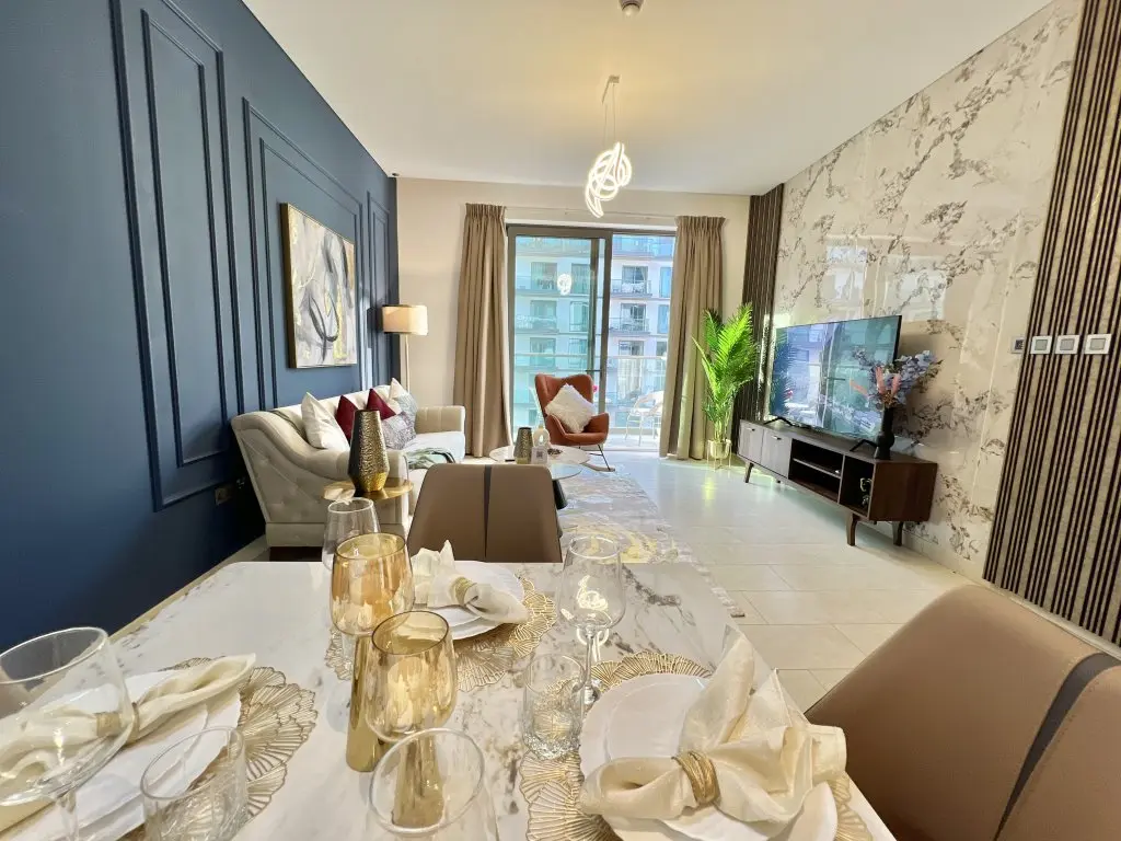 Дубай: Апартаменты Apartments Cosmos Living Modern Luxury 1 BR Sobha Hartland