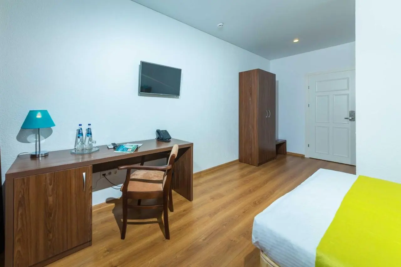 Витязево: Sea Breeze Resort