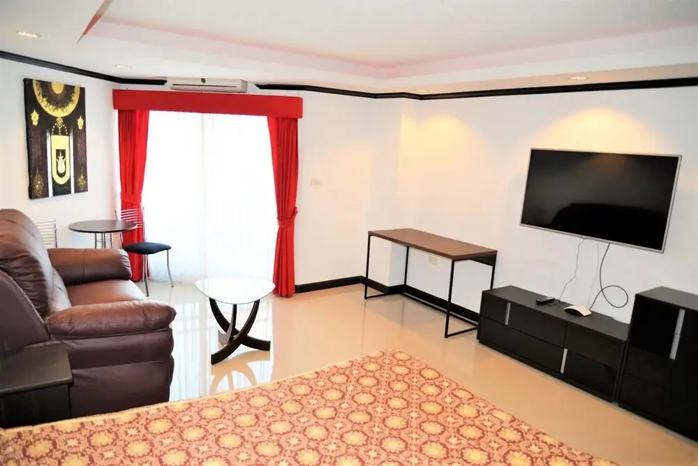 Паттайя: Angket Condominium