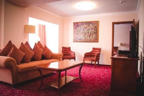 Элиста: Hotel Belyy Lotos