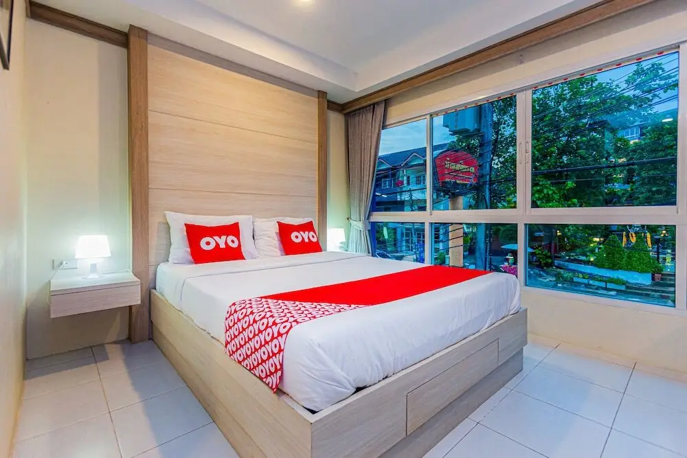 Кату: Jomthong Mansion By OYO Rooms