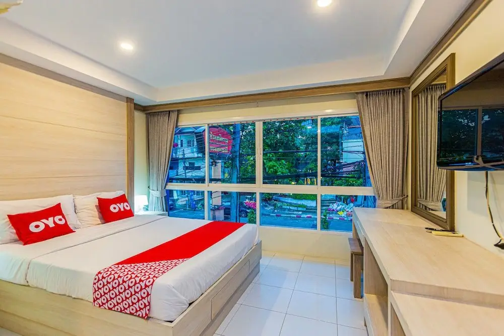 Кату: Jomthong Mansion By OYO Rooms