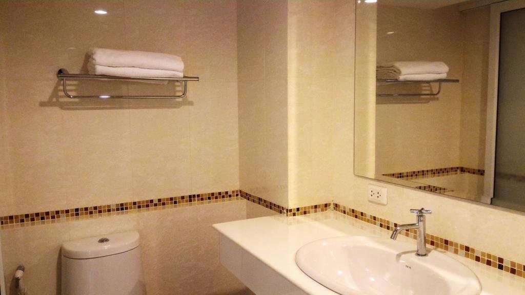 Прачуапкхирикхан: Golden Star Residence