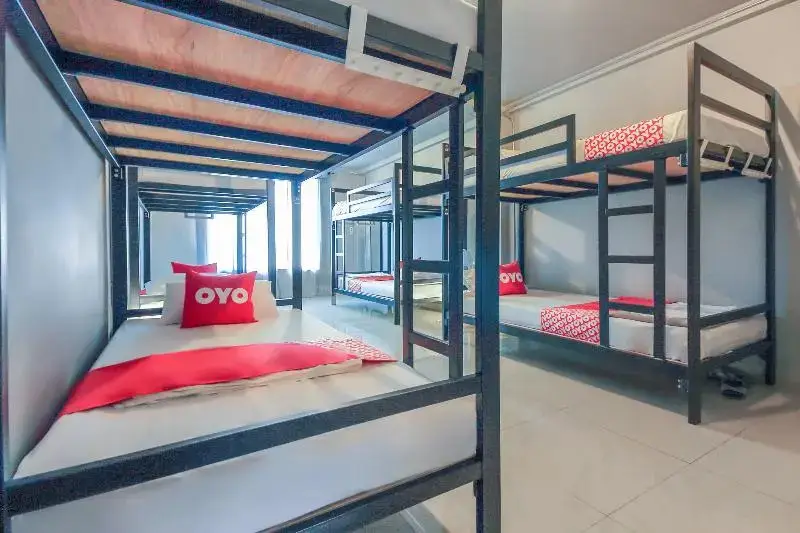 Guyasuka Hostel & Cafe by OYO Rooms — фото 1