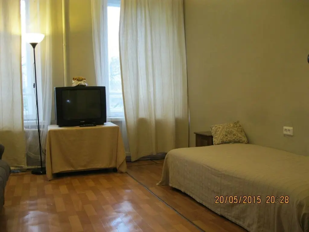 Санкт-Петербург: Guest Rooms on 15 liniya