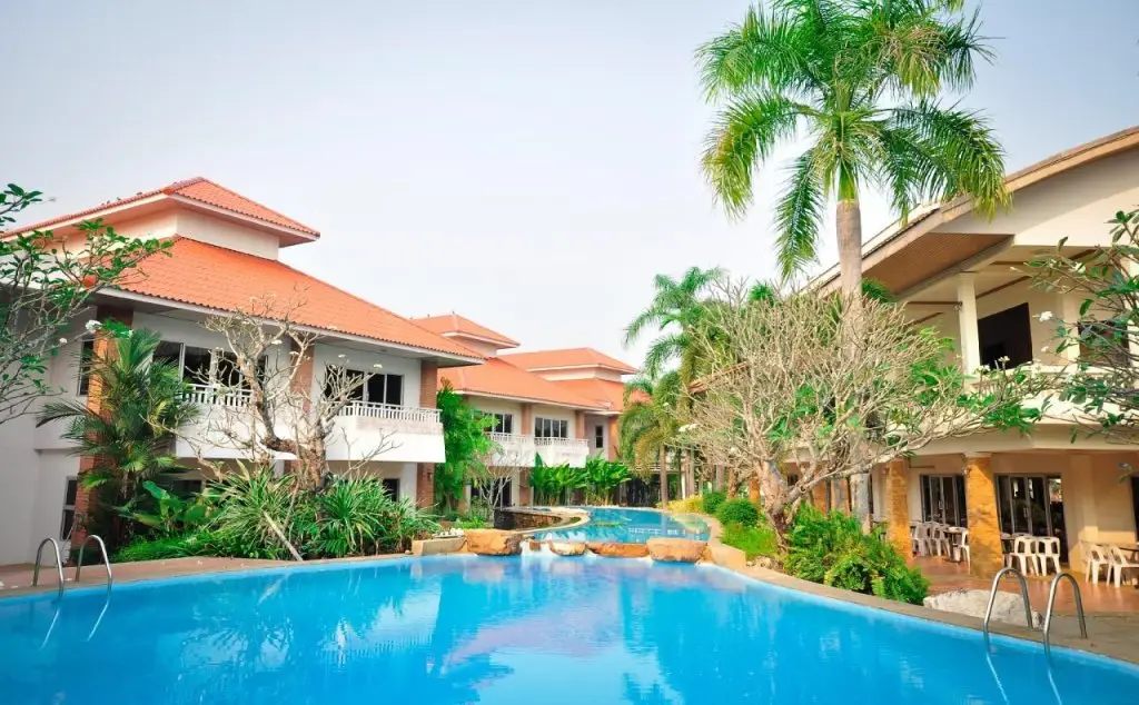 Бан На: Thara Cholapruek Resort - SHA Extra Plus