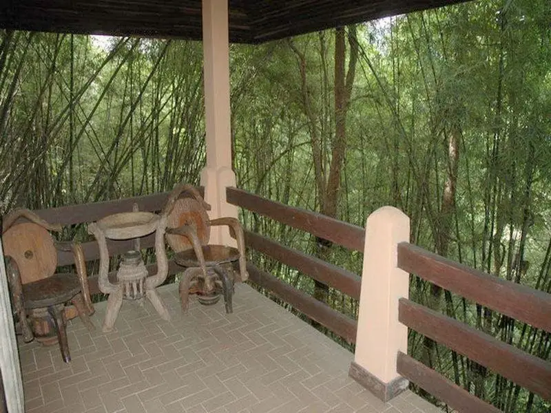 Сай Йок: Mom Chailai Forest Retreat