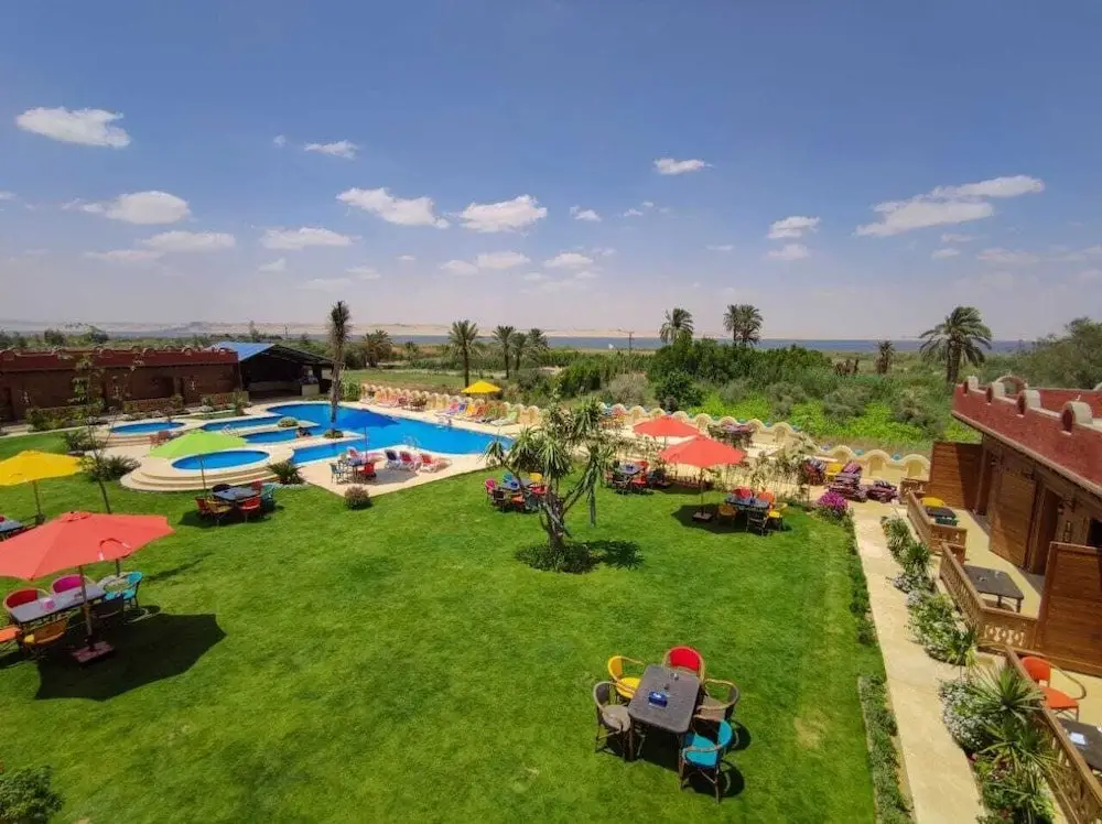 Эль-Файюм: Tunis Pyramids Hotel