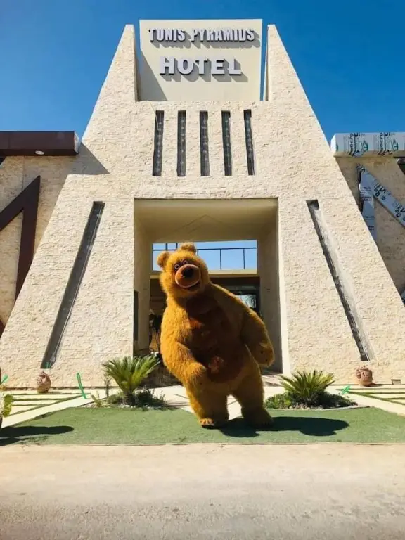 Эль-Файюм: Tunis Pyramids Hotel