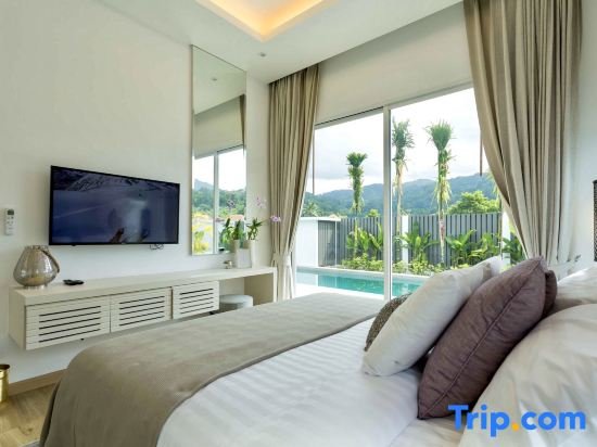 Кату: Luxury Three Bedroom Pool Villa in Kamala beach Phuket