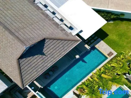 Кату: Luxury Three Bedroom Pool Villa in Kamala beach Phuket