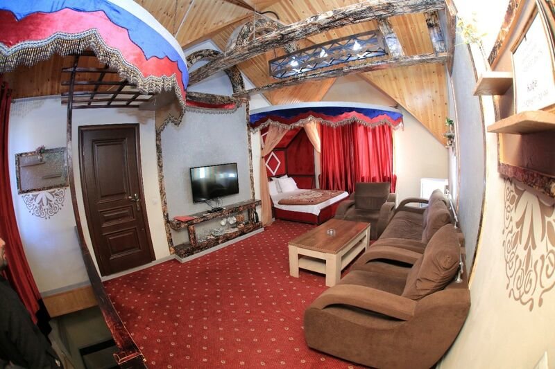 Khasavyurt: Киев