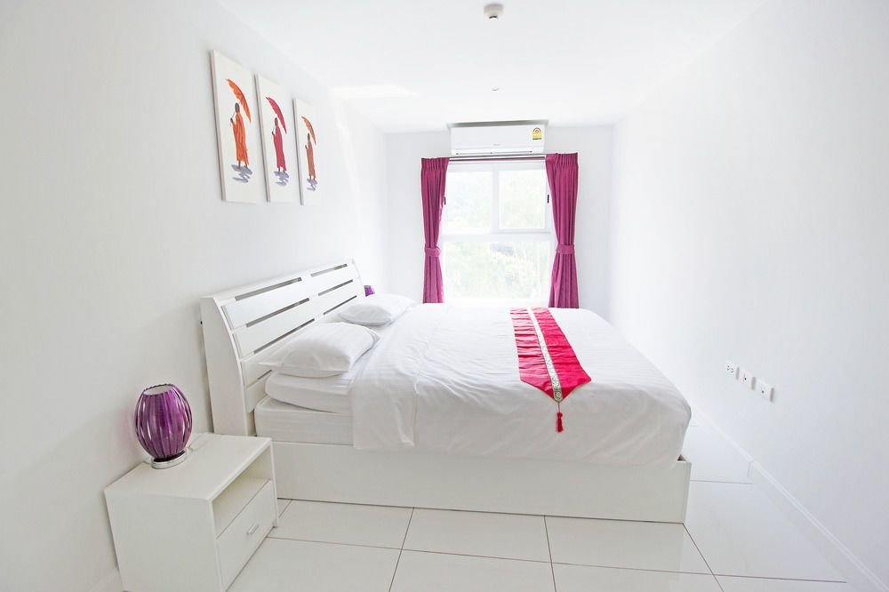 Паттайя: The Place by Pattaya Sunny Rentals