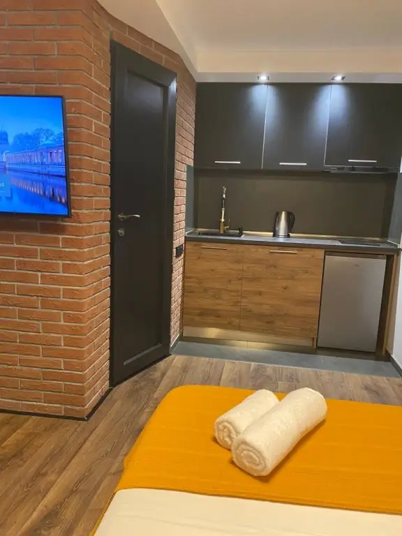Тбилиси: Hotel Mega