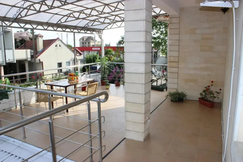 Лоо: Raysky Ugolok Guest House