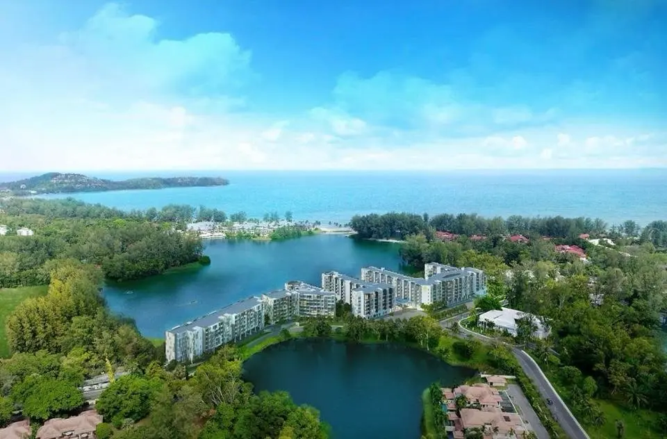 Муанг: Апартаменты Cassia Residences Laguna с террасой