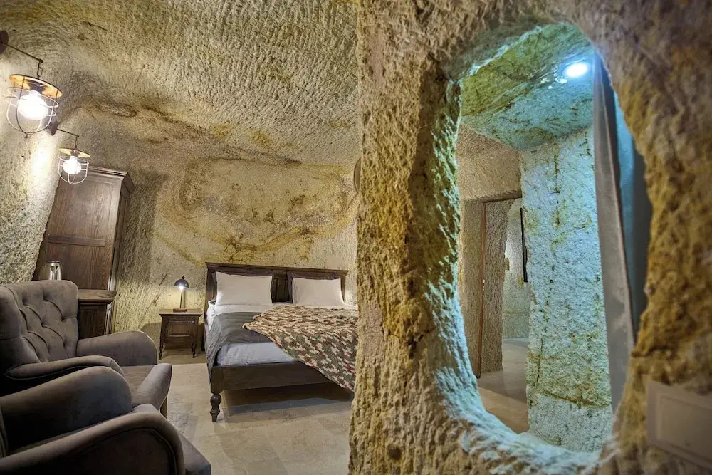 Ургуп: Sirius Cave Cappadocia